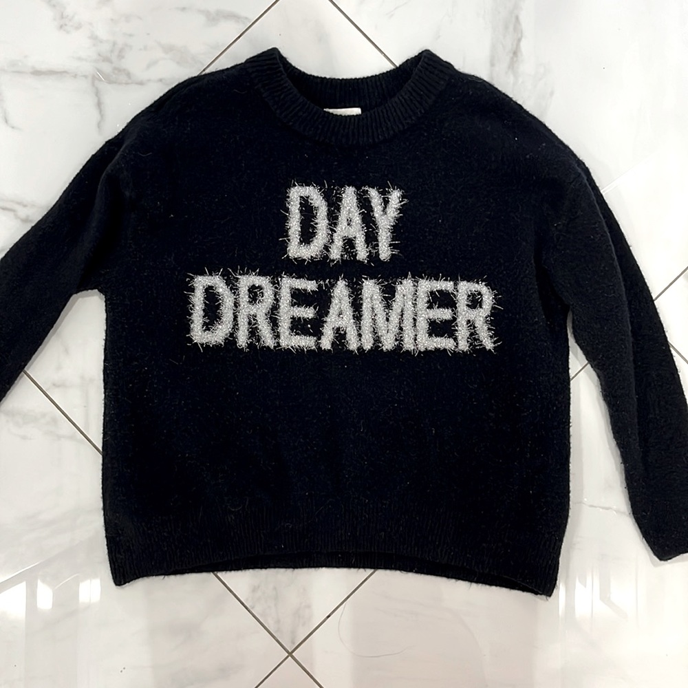 H&M day dreamer sweater